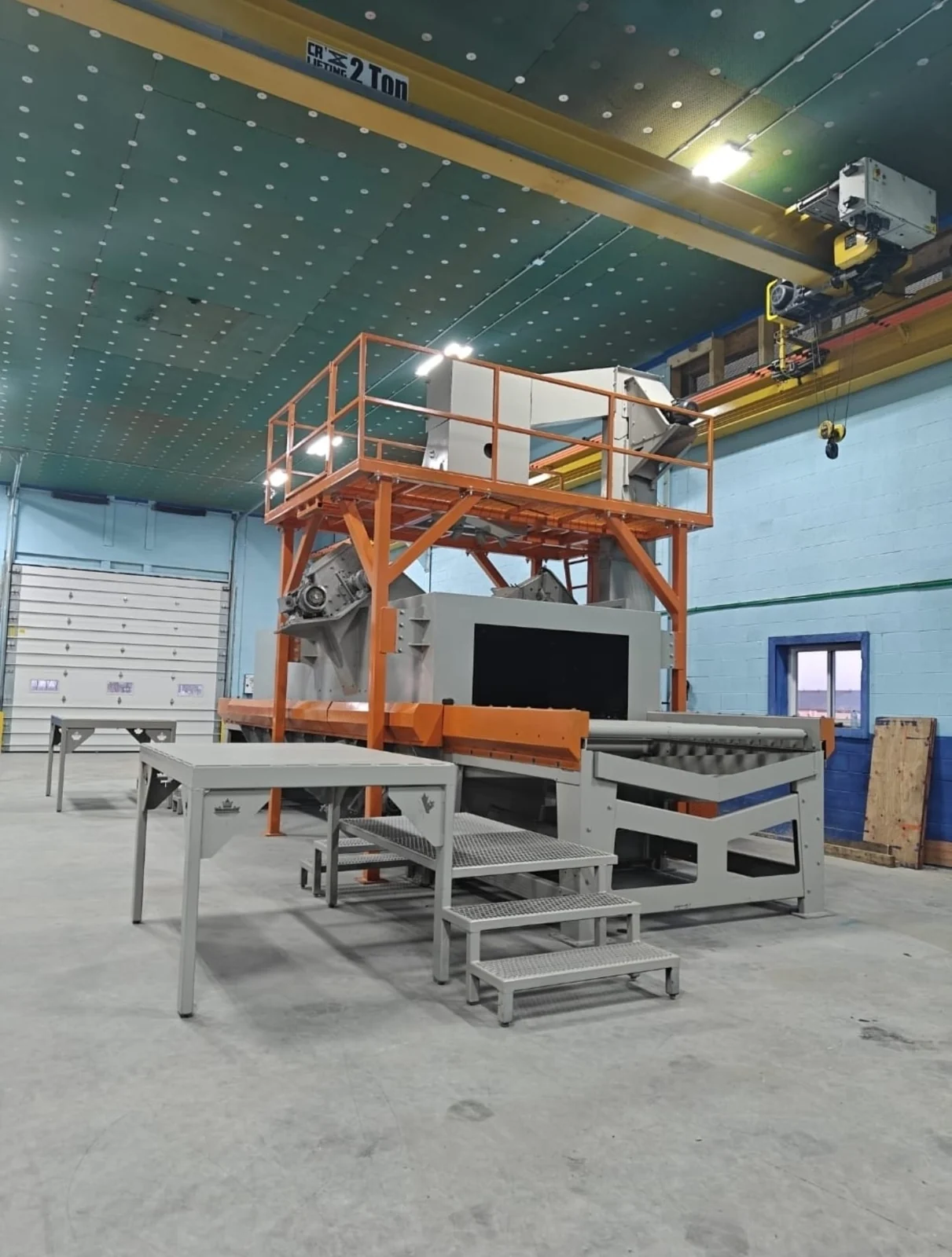 Industrial equipment and roller conveyors inside the facility